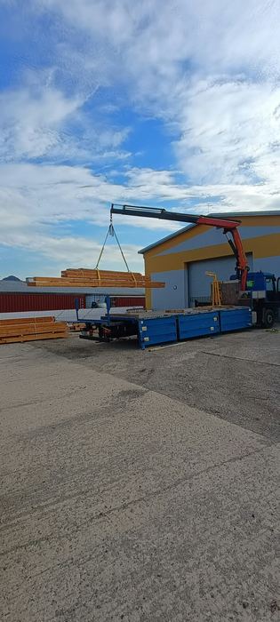 Naložené řezivo na valníku